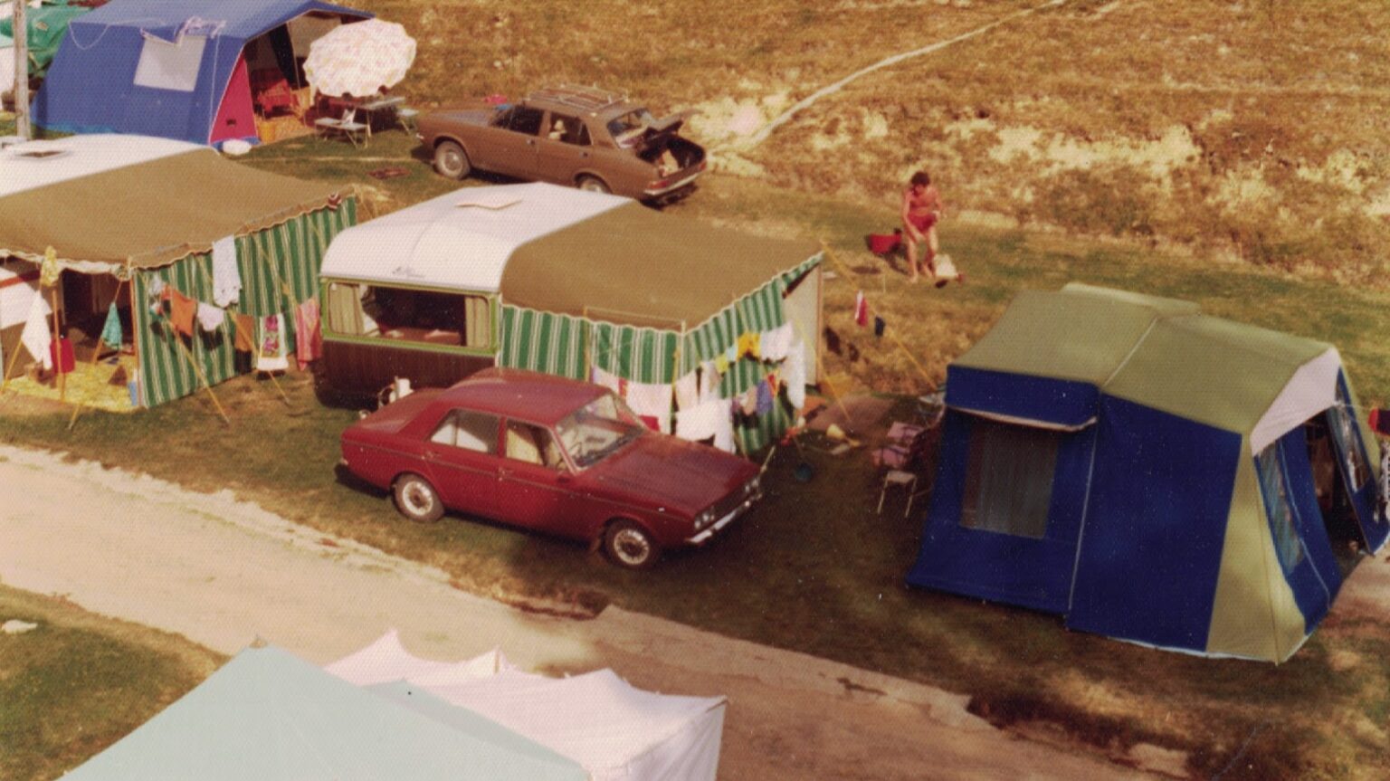 1965 Zephyr Deluxe Caravan Restoration – zorruno.com